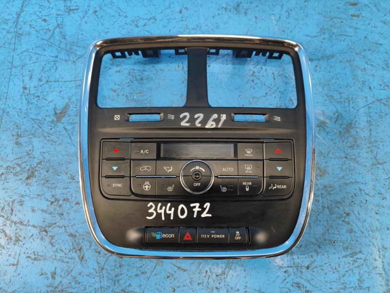 Запчасть блок управления печкой DODGE GRAND CARAVAN 08- 2014 3.6 ERB 55111367AF Б/У Блок управления печкой DODGE GRAND CARAVAN 08- 2014 3.6 ERB 55111367AF Б/У