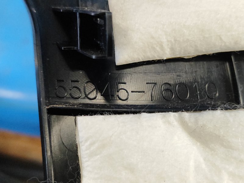 Накладка торпедо центр. CT200 11-17 2012 1.8 2ZRFXE