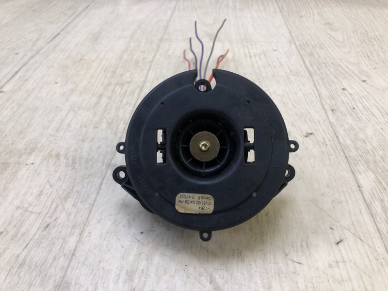 Мотор зеркала CHEVROLET TRAILBLAZER 01-08 88944479 Б/У