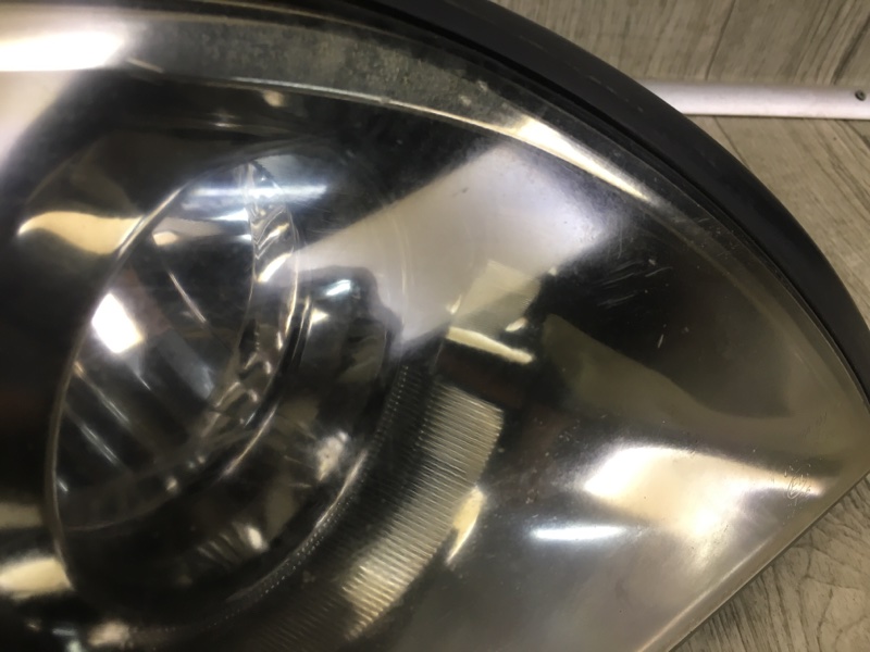 Фара правая SORENTO BL 02-09