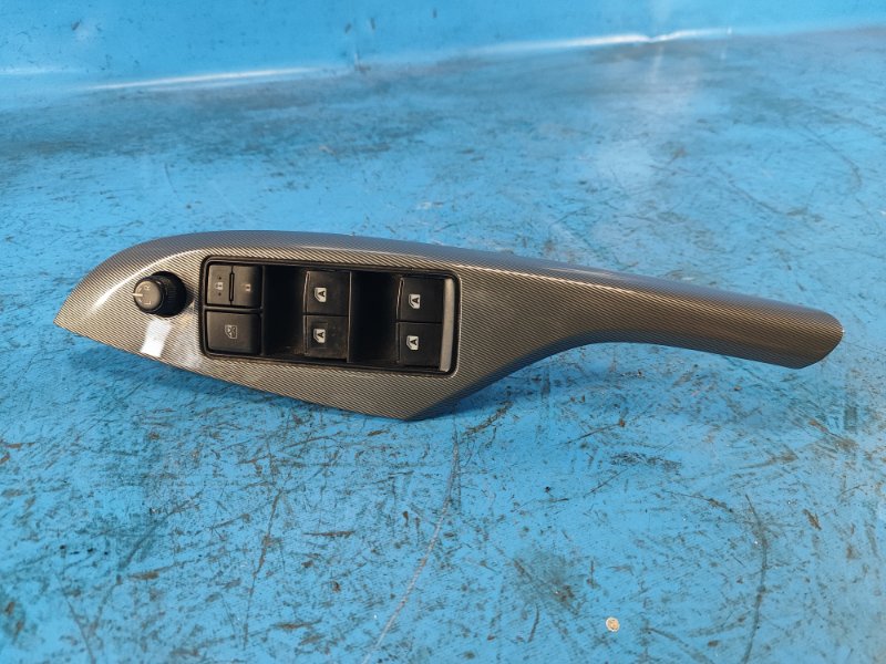 Блок управления стеклоподъемниками TOYOTA SIENNA 11-16 2015 3.5 2GR-FE 8404008010 Б/У