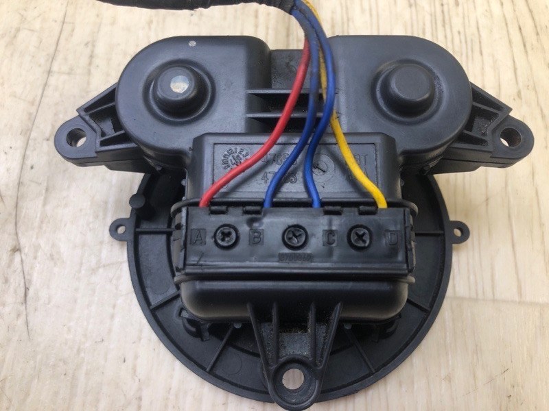 Мотор зеркала TAURUS 07-09