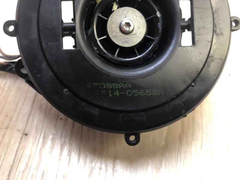 Мотор зеркала TAURUS 07-09