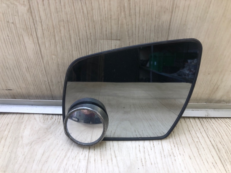 Зеркальный элемент левый KIA SOUL AM 08-13 876112K121 Б/У