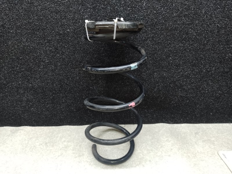 Пружина передней подвески TOYOTA SIENNA 03-10 2006 3.5 2GR-FE 48131-AE031 Б/У