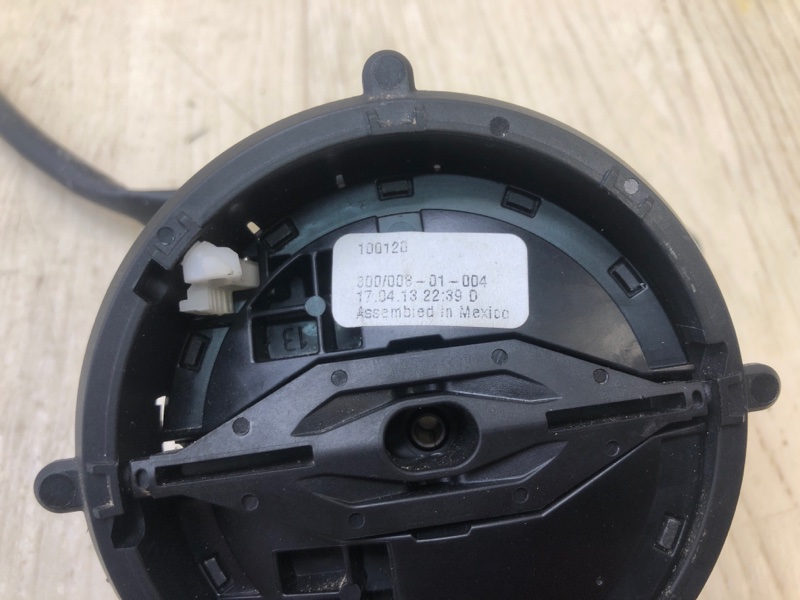 Мотор зеркала правый ALTIMA L33 12-18