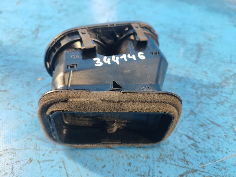 Дефлектор воздушный левый TIGUAN 08-17 2017 2.0 CCTA