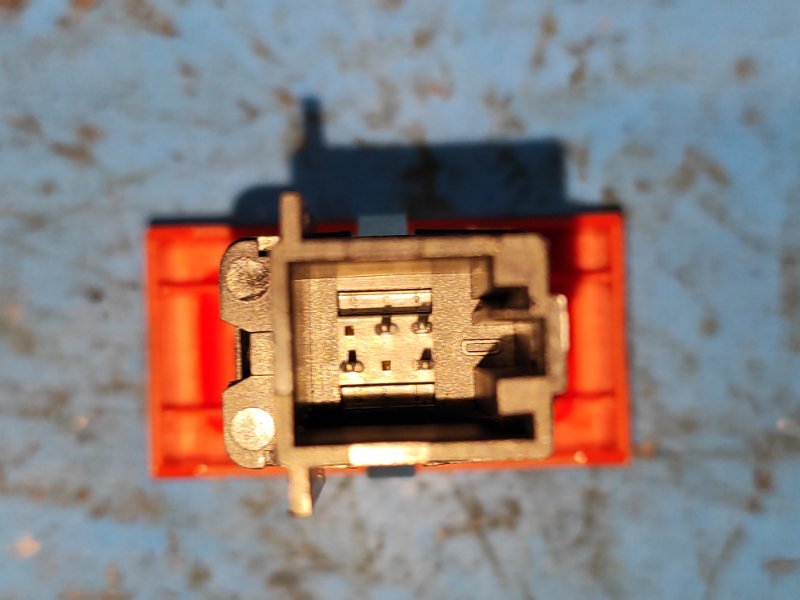 Кнопка аварийной сигнализации TIGUAN 08-17 2017 2.0 CCTA