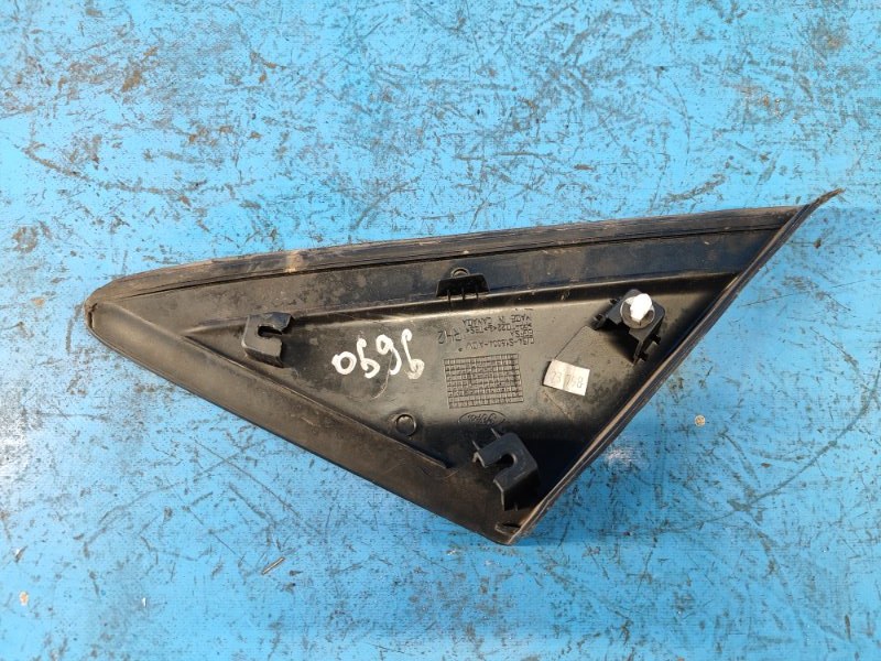 Накладка кузова правая ESCAPE 12-19 2017 T15HDTX