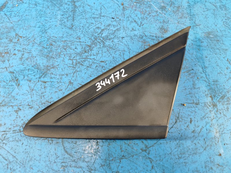 Накладка кузова левая FORD ESCAPE 12-19 2017 T15HDTX CJ54-S16003-ADW Б/У