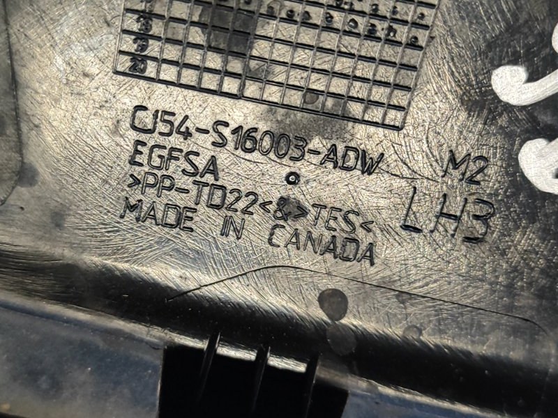 Накладка кузова левая FORD ESCAPE 12-19 T15HDTX