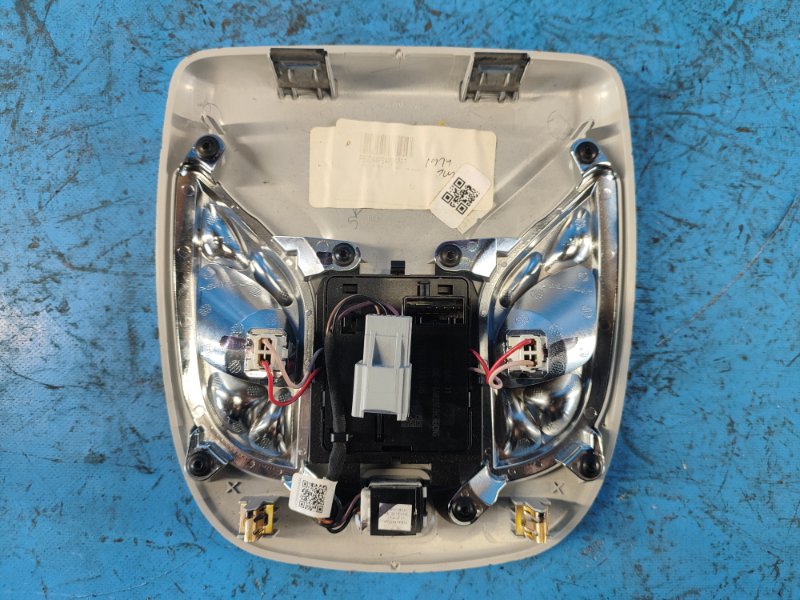 Плафон салона COMPASS 17-21 2018 2.4 EDD Плафон салона COMPASS 17-21 2018 2.4 EDD