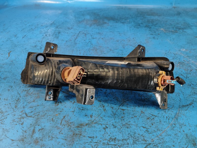 Противотуманная фара правая COMPASS 17-21 2018 2.4 EDD Противотуманная фара правая COMPASS 17-21 2018 2.4 EDD