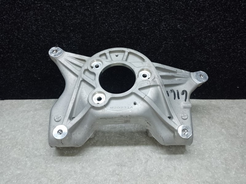 Запчасть опора амортизатора передняя левая TESLA MODEL Y 19- 2021 1044032-00-C Б/У Опора амортизатора передняя левая TESLA MODEL Y 19- 2021 1044032-00-C Б/У