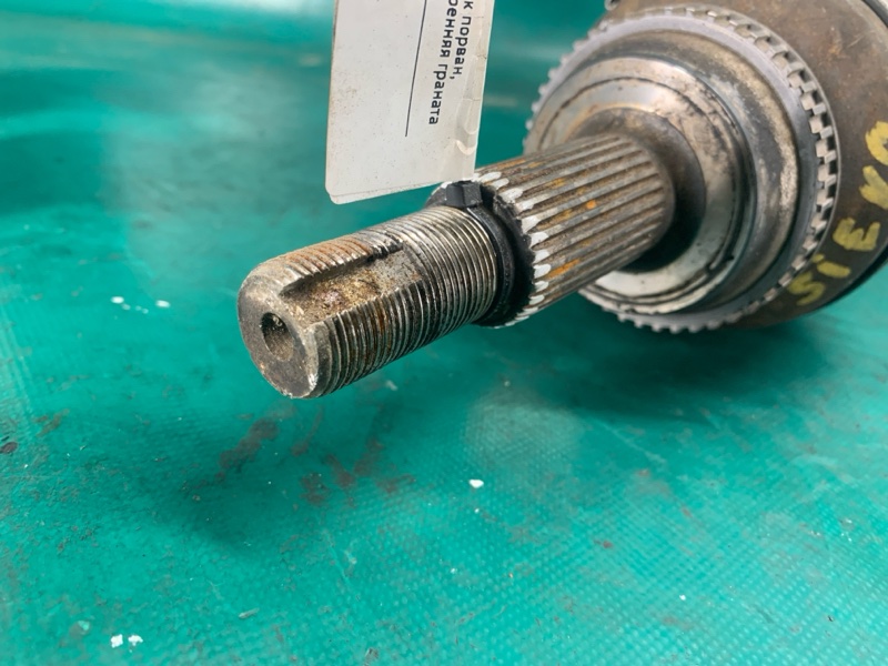 Привод передний правый SIENNA 03-10 Привод передний правый SIENNA 03-10