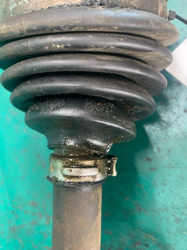 Привод передний правый FORD FUSION 14-