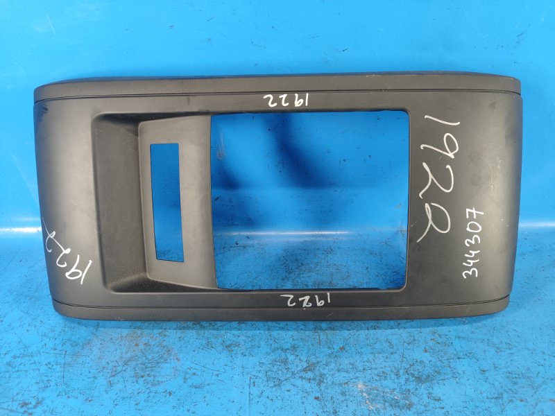 Накладка в салоне DODGE GRAND CARAVAN 08- 2014 3.6 ERB 1VT90DX9AB Б/У