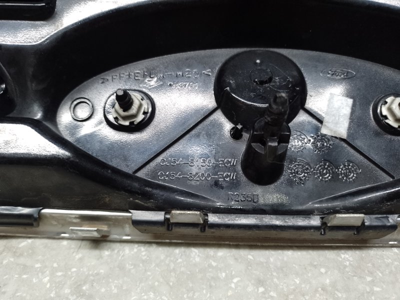 Решетка радиатора FORD ESCAPE 12-19 T20HDTX Решетка радиатора FORD ESCAPE 12-19 T20HDTX