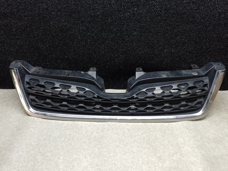 Решетка радиатора SUBARU FORESTER 12-19 2015 2.5 FB25B 91121SG040 Б/У