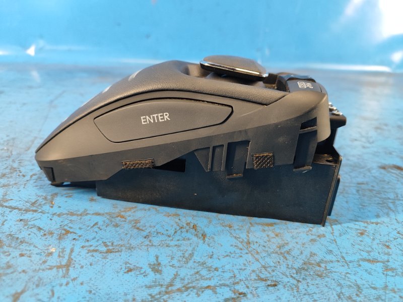 Блок управления мультимедиа LEXUS CT200 11-17 1.8 2ZRFXE Блок управления мультимедиа LEXUS CT200 11-17 1.8 2ZRFXE