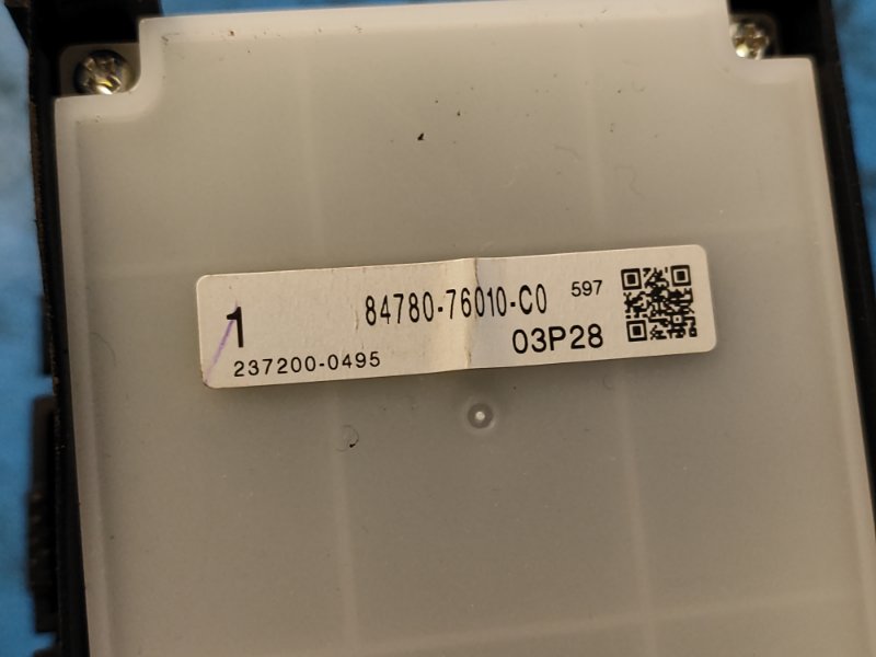 Блок управления мультимедиа CT200 11-17 2012 1.8 2ZRFXE Блок управления мультимедиа CT200 11-17 2012 1.8 2ZRFXE