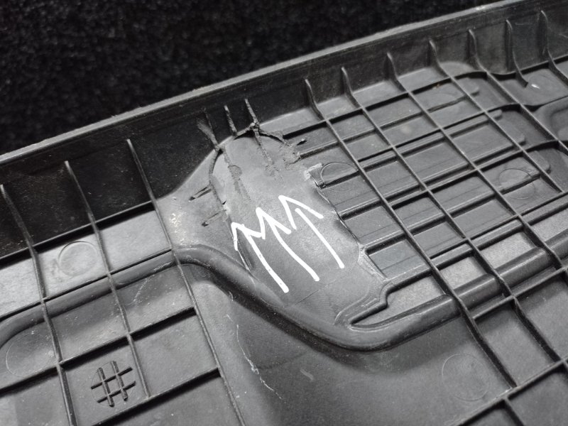 Накладка двигателя декоративная HYUNDAI ELANTRA AD 16- 2.0 G4NH