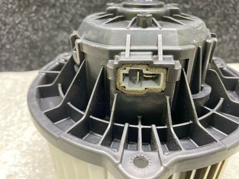 Моторчик печки SANTA FE (DM) 12-18 2017 2.4 G4KJ Моторчик печки SANTA FE (DM) 12-18 2017 2.4 G4KJ