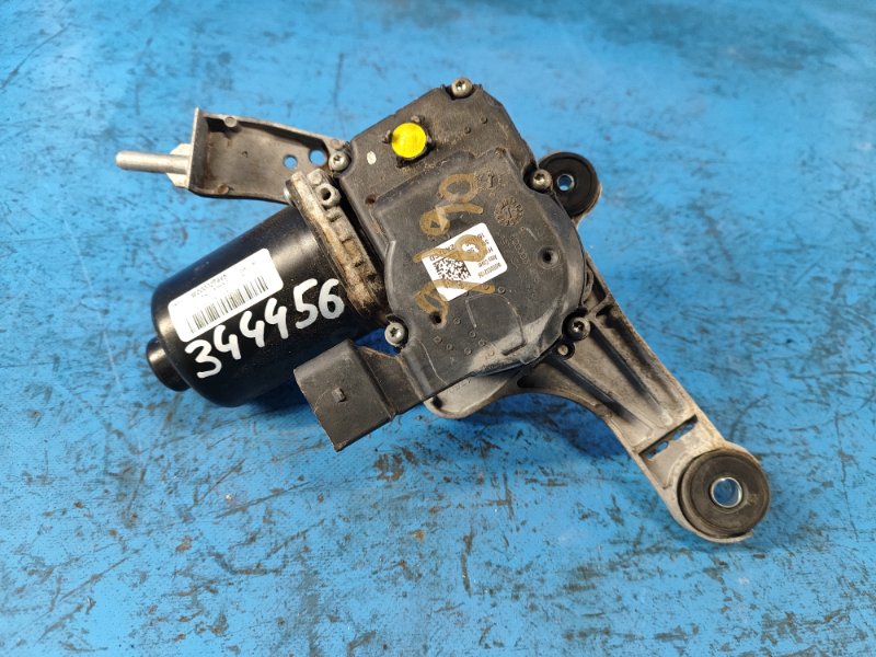 Запчасть моторчик стеклоочистителя правый FORD ESCAPE 12-19 2017 T15HDTX CJ5Z-17508-E Б/У Моторчик стеклоочистителя правый FORD ESCAPE 12-19 2017 T15HDTX CJ5Z-17508-E Б/У