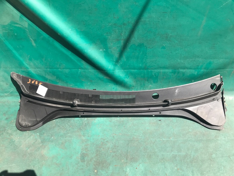 Пластик под лобовое стекло / Жабо HYUNDAI ELANTRA AD 16- 2016 2.0 G4NH 86150-F3000 Б/У