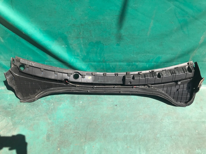 Пластик под лобовое стекло / Жабо HYUNDAI ELANTRA AD 16- 2.0 G4NH