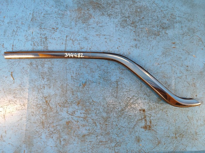 Запчасть молдинг на крыло задний левый JEEP COMPASS 17-21 2018 2.4 EDD 5UP38SZZAD Б/У Молдинг на крыло задний левый JEEP COMPASS 17-21 2018 2.4 EDD 5UP38SZZAD Б/У