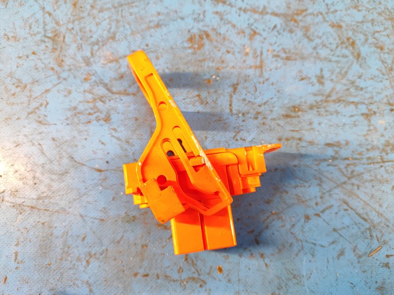 Предохранитель TOYOTA PRIUS - 30 09-17