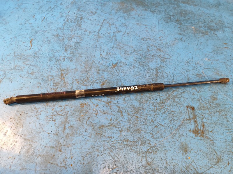 Запчасть амортизатор крышки багажника левый DODGE GRAND CARAVAN 08- 2013 3.6 ERB 5109605AE Б/У Амортизатор крышки багажника левый DODGE GRAND CARAVAN 08- 2013 3.6 ERB 5109605AE Б/У