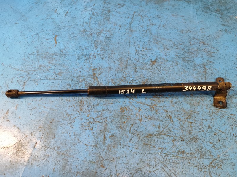 Запчасть амортизатор крышки багажника левый JEEP COMPASS 17-21 2018 2.4 EDD 68242419AB Б/У Амортизатор крышки багажника левый JEEP COMPASS 17-21 2018 2.4 EDD 68242419AB Б/У