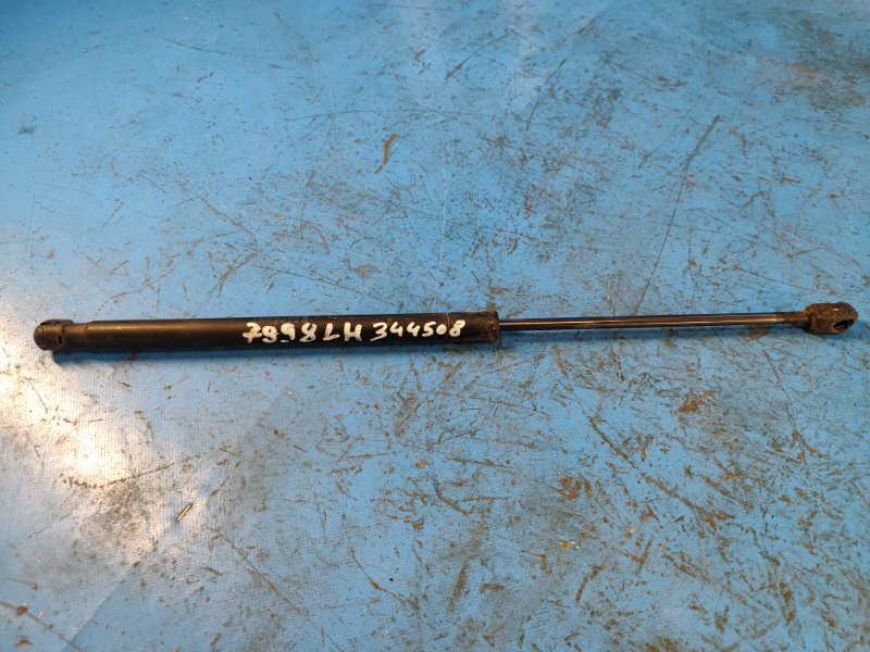 Амортизатор крышки багажника левый MINI COOPER S R56 06-14 2009 N14B16A 51247148902 Б/У