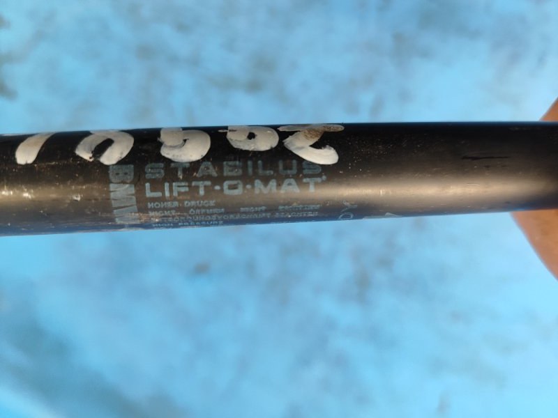 Амортизатор крышки багажника левый COOPER S R56 06-14 2009 N14B16A