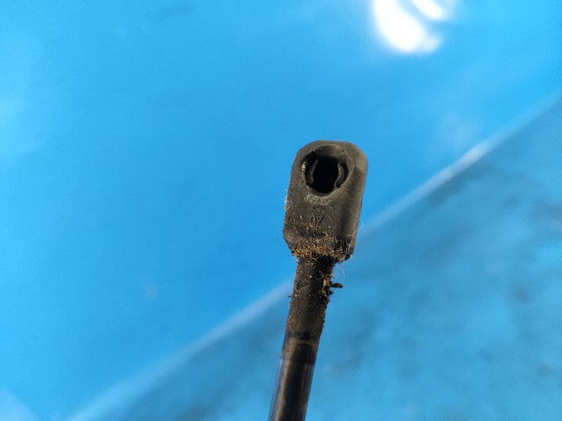 Амортизатор крышки багажника левый COOPER S R56 06-14 2009 N14B16A