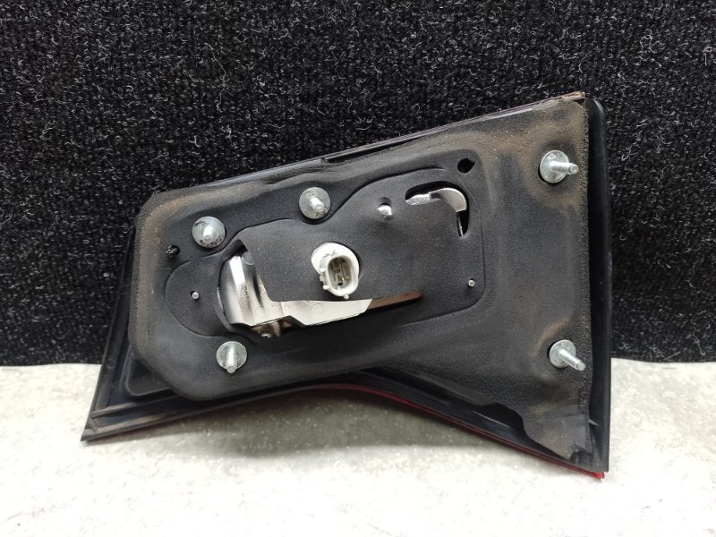 Фонарь внутренний задний левый MDX (YD2) 06-13 2010 3.7 J37A1