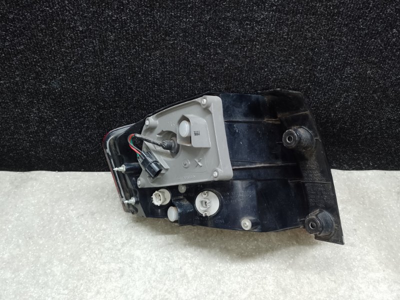 Фонарь наружный правый MDX (YD2) 06-13 2010 3.7 J37A1 Фонарь наружный правый MDX (YD2) 06-13 2010 3.7 J37A1