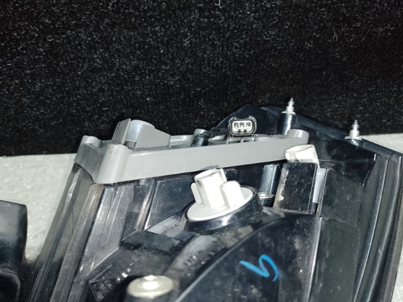 Фонарь наружный левый ACURA MDX (YD2) 06-13 3.7 J37A1 Фонарь наружный левый ACURA MDX (YD2) 06-13 3.7 J37A1