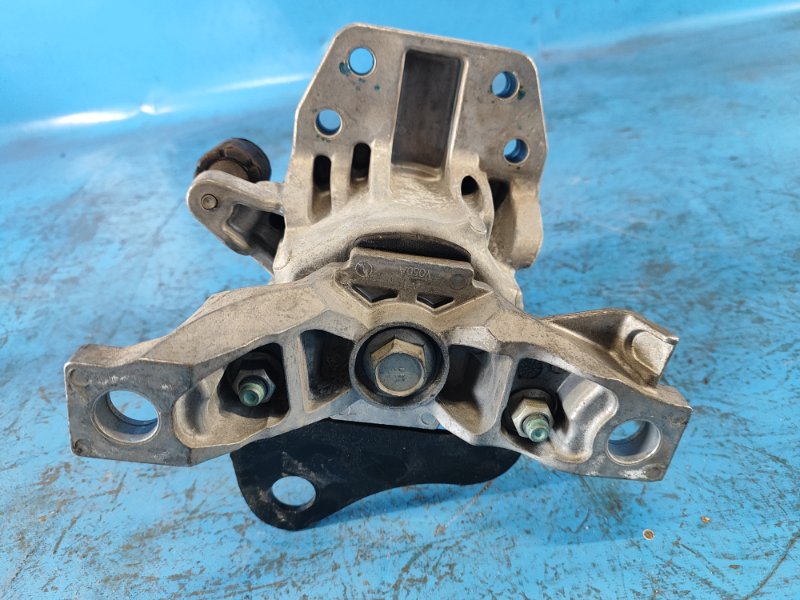 Подушка двигателя FUSION 14- 2.7 twin turbo Подушка двигателя FUSION 14- 2.7 twin turbo