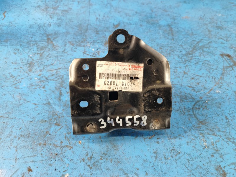 Кронштейн усилителя заднего бампера левый LEXUS HS250H (ANF10) 09-12 2009 2.4 2AZFXE 5201575020 Б/У