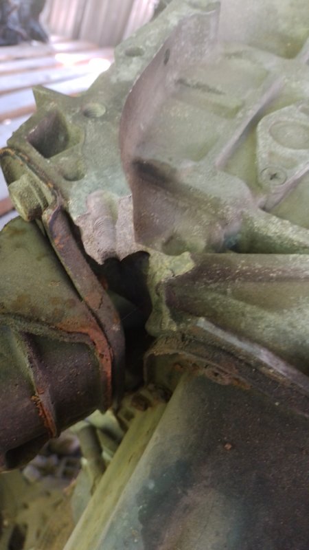 Блок двигателя FORESTER SG 02-07