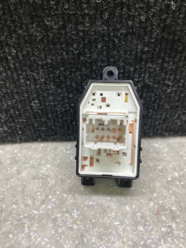 Блок управления зеркалами SANTA FE (DM) 12-18 2017 2.4 G4KJ