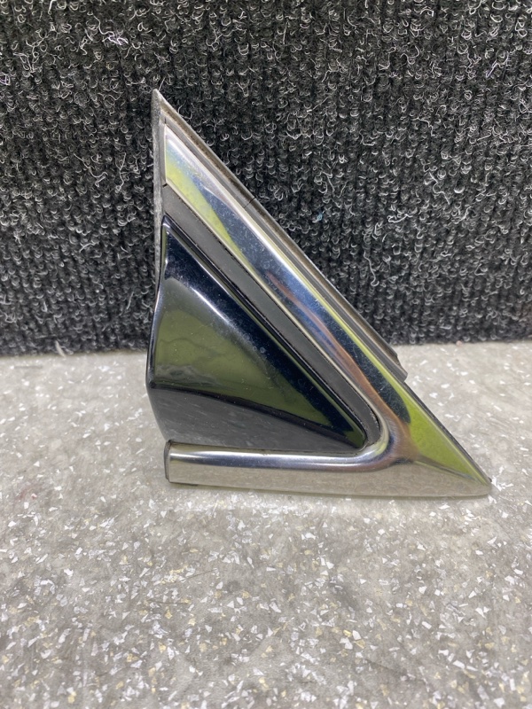 Накладка кузова правая HYUNDAI SANTA FE (DM) 12-18 2017 2.4 G4KJ 86180-4Z000 Б/У