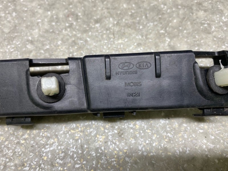 Кронштейн заднего бампера левый SANTA FE (DM) 12-18 2013 2.0 G4KH