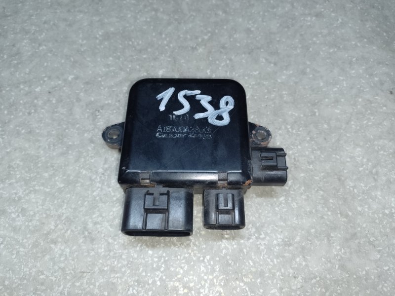 Блок управления вентилятором радиатора NISSAN JUKE 10-19 2011 1.6 MR16DDT 21493-EH10A Б/У