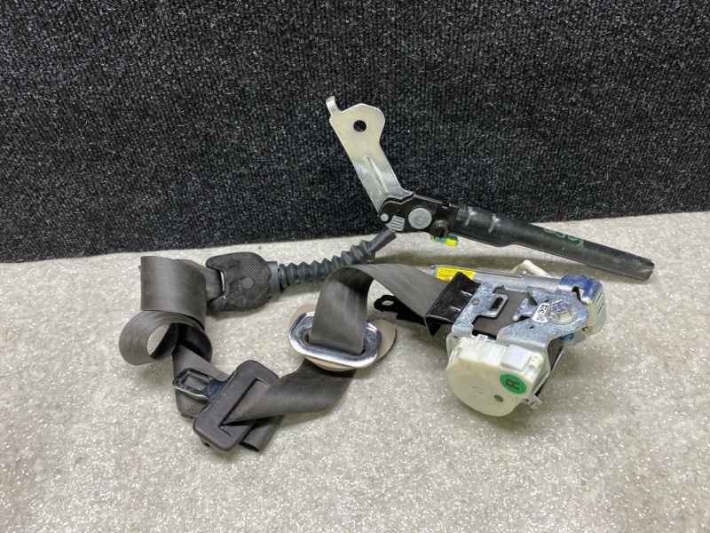 Ремень безопасности правый HYUNDAI SANTA FE (DM) 12-18 2017 2.4 G4KJ 88820-4Z500NBC Б/У