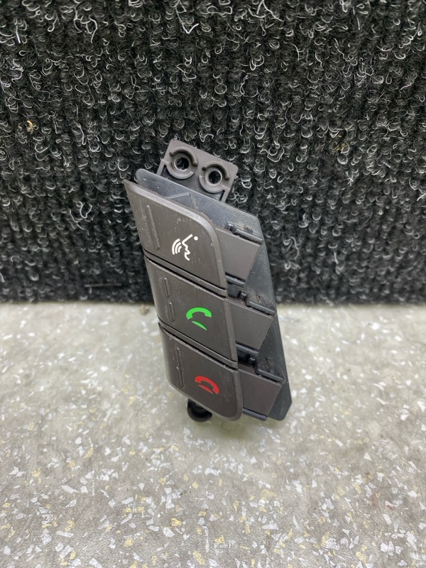 Кнопки на руль левые HYUNDAI SANTA FE (DM) 12-18 2017 2.4 G4KJ 96750-2W100UNB Б/У