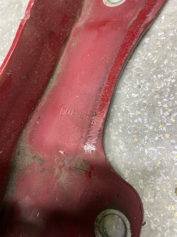 Петля капота левая SANTA FE (DM) 12-18 2017 2.4 G4KJ Петля капота левая SANTA FE (DM) 12-18 2017 2.4 G4KJ